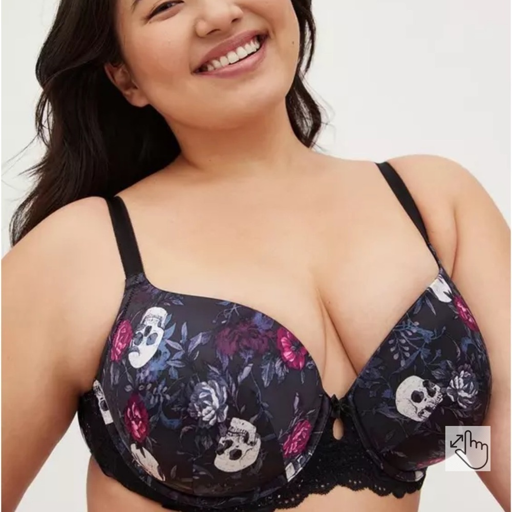 Torrid perfect tshirt bra rose Floral Skull Pink 48DDD